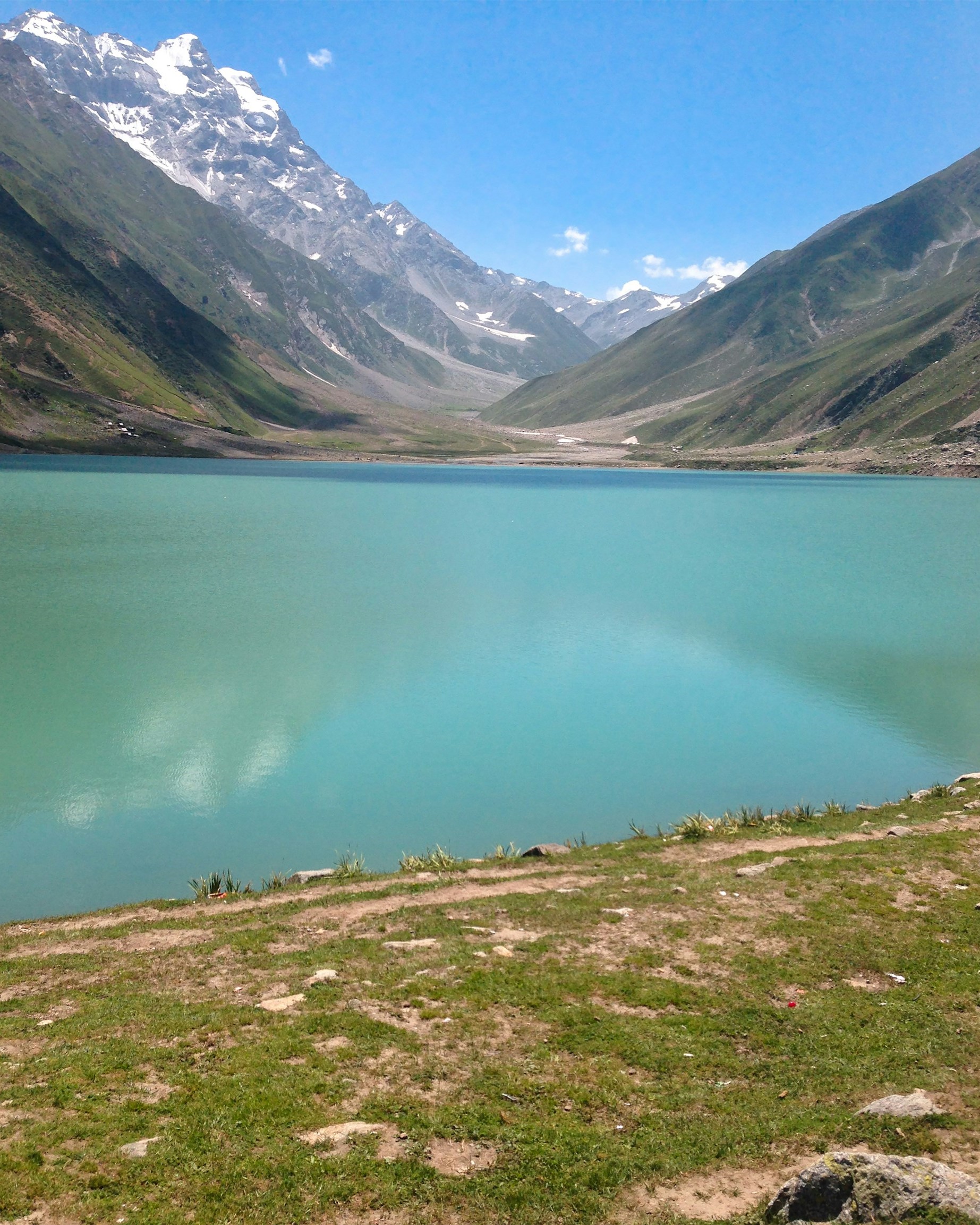 lake between mountains